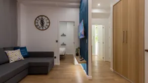 The Jolie - Apartments by the Ocean - Image 2