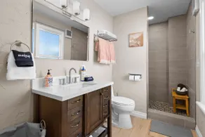 Beautiful Downtown Studio w/ AC! Walk Everywhere! - Image 2