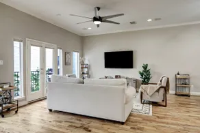 Entire Home in East Downtown! - Image 4