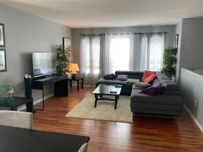 Fabulous 3-Bed Home w/ Front-Drive Garage - Image 3