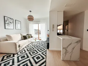 Beautiful apartment And sunny and cozy, Pr... - Image 2