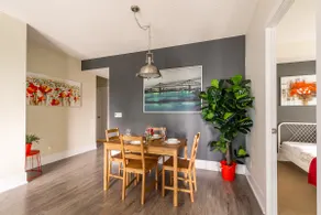 2BR 2 Bath Condo Across CN tower & MTCC - Image 2