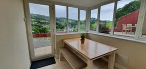 Holiday Cottage, stunning views close to the sea - Image 3