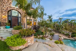 Secluded Boulder Groves Resort Getaway! - Image 3