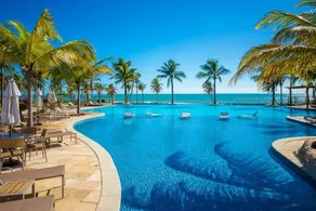 The Lima | Luxe Beach Apartment -Torre B - Image 4