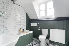 High Street | Sleeps 7 | Garden | Central Location - Image 5