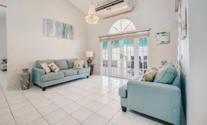 DC Luxury House - Image 2