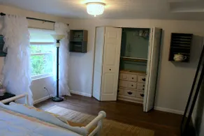 Neil Creek Cottage - Image 2
