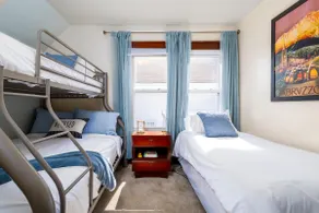 Langley Place - Image 3