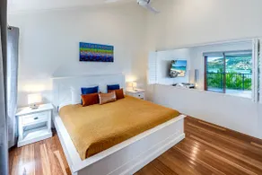 Heliconia 10 - Sea View & Buggy - Image 5