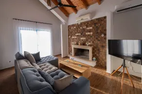 Villa Kymothoe - Image 3
