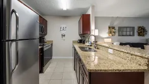 Charming Family & Triathlete Downtown Suite 857 - Image 3