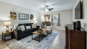 Charming Family & Triathlete Downtown Suite 857 - Image 2