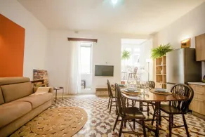 Stylish Historic Valletta Home • Casa Tropicale - Image 2