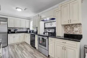 Cozy 3-bd Home Near Everything! - Image 4