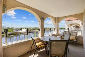 2BR Coastal Water Way Escape - Image 3