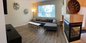 Running Y Townhouse w/ A View - 3 bedroom 2.5 bath - Image 2