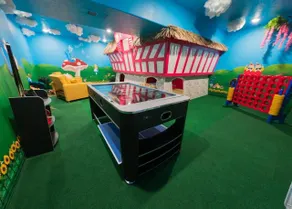 Alice in Wonderland - Image 3