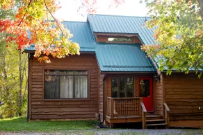 4,000 sq/ft Cabin w/Hot Tub, Firepit & Game Room - Image 4