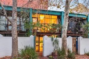Industrial Chic in the Heart of Fremantle - Image 2
