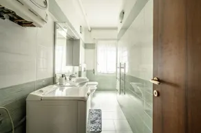 Green floor apartment in the heart of the city | Hesperia - Image 4