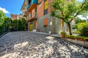 Green floor apartment in the heart of the city | Hesperia - Image 5