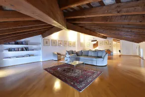 Residence with rooftop terrace {very central} - Image 3