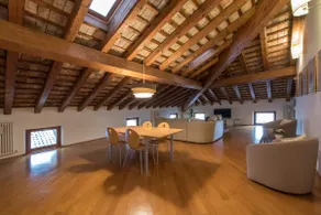 Residence with rooftop terrace {very central} - Image 5