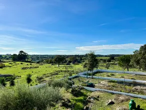 Country house with pool - Image 4