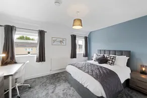 Grayle House by Cliftonvalley Apartments - Image 2