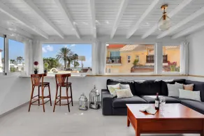 Villa ved stranden med privat pool - Image 3
