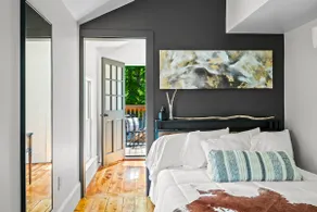 The Bookstore|King Beds|Walk2Beach|Private Parking - Image 4
