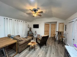 1 mile to Lake Texoma•Clean•relaxing home - Image 2
