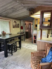 Stable Cabin - Image 4