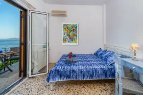 Pergamonto -above the beach - Image 3