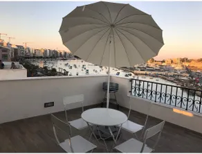Stunning Seafront Duplex Penthouse - Image 4