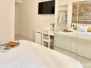 The Savoy Suite - Image 4