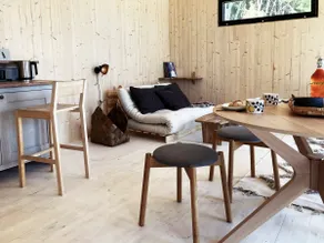 Modern sauna cabin with stunning views - Image 4