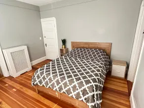 Spacious 4 bdroom apt in East Boston - Image 4