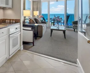 One Bedroom Full Ocean View - Image 3