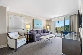 One Bedroom Full Ocean View - Image 4