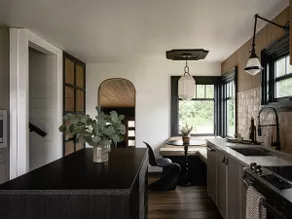 Hummingbird Hideaway - Image 3