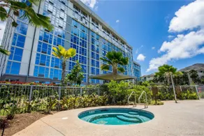 2 Bedroom Condo w/ 1 Free Parking in Honolulu - Image 4