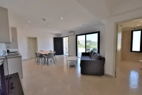 Luxurious 2-bedroom with views of Calvi Bay, parking, Wi-Fi - Image 4