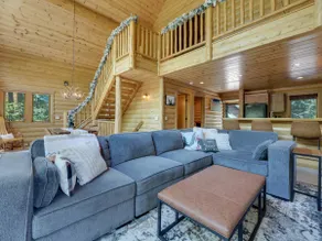 New! Special Rate, Plush! Boyne Mountain Cabin - Image 4