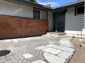 Entire Home MidCen Modern Open Concept - Image 5