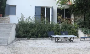 Quiet house and greenery - Image 3