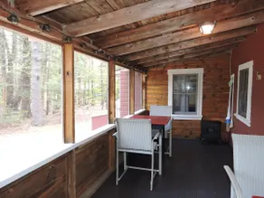 Quaint cottage in the woods - Image 4