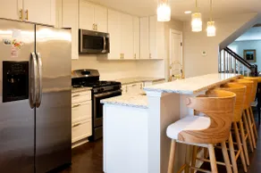 Spacious Federal Hill Home with Rooftop & 4 Parking Spots - Image 5