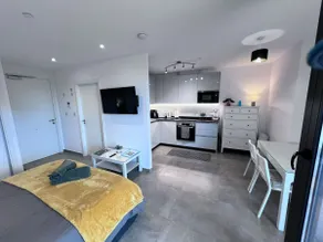 Studio Suite - E1 Spa & Wellness - Image 3